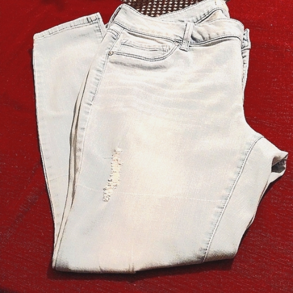 Jessica Simpson Kiss Me Super Skinny jean!!!🌹